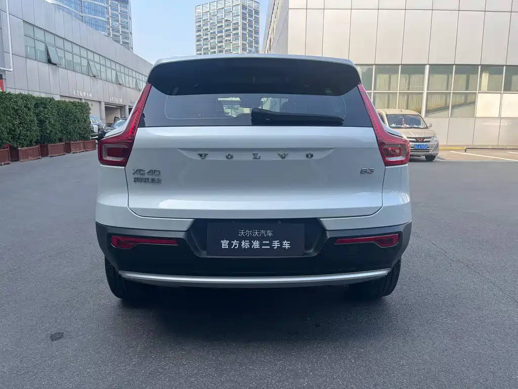 Volvo XC40 — миниатюра 6