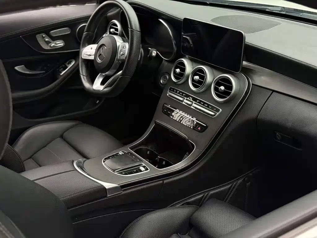 Mercedes-Benz C-Class (Import) — миниатюра 3