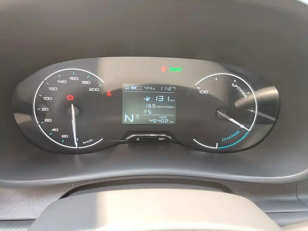 Wuling Hongguang EV — миниатюра 12