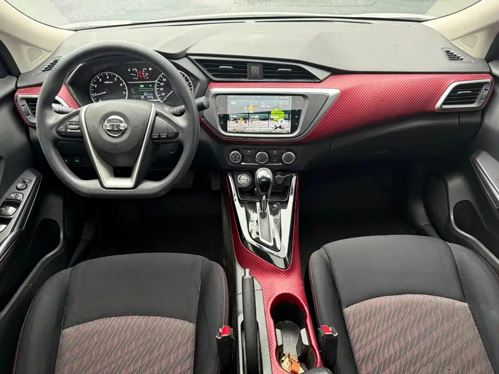 Nissan Bluebird — миниатюра 8