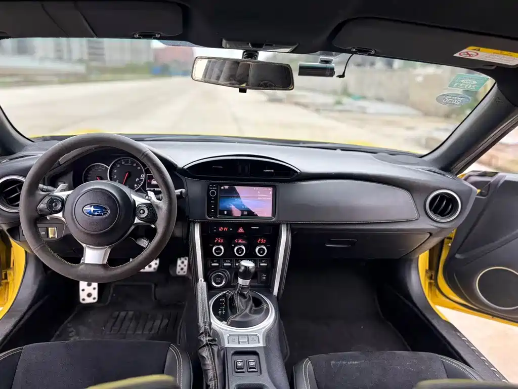 Subaru BRZ — миниатюра 7