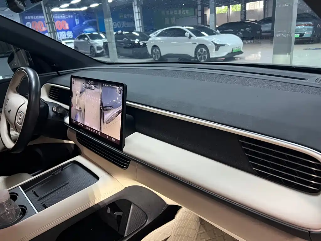 XPeng G6 — миниатюра 15