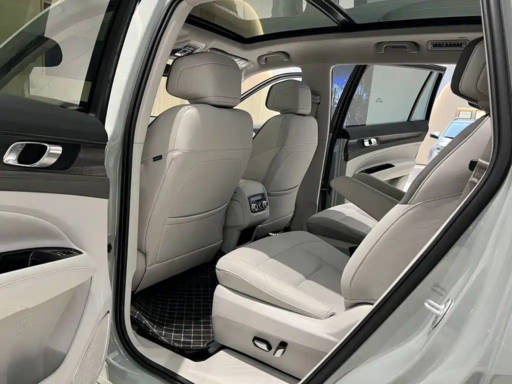 FORD LINGYU NEW ENERGY