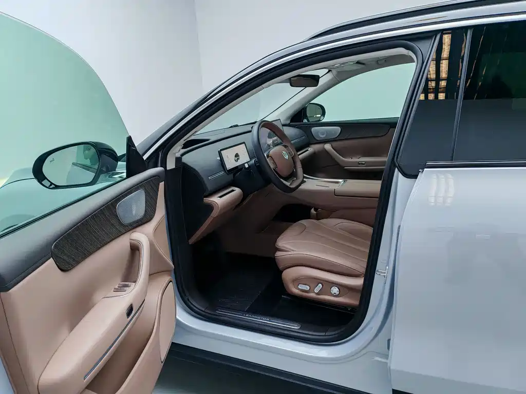 Leapmotor C11 2026 640