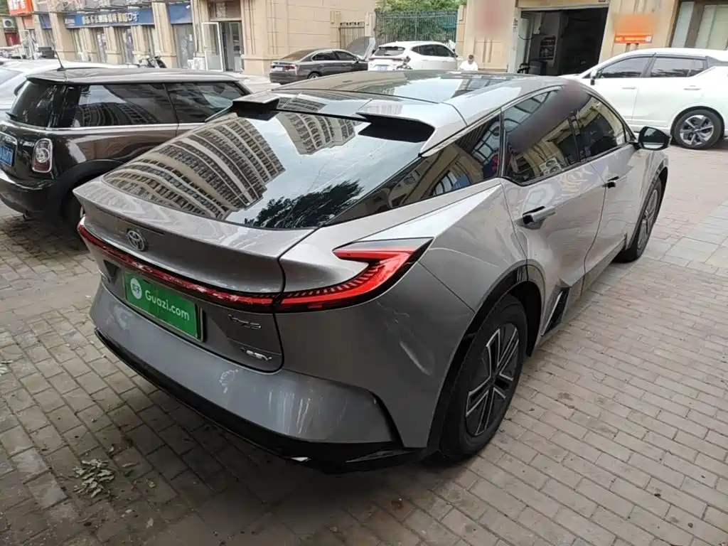 Toyota bZ5 2025 550 JOY