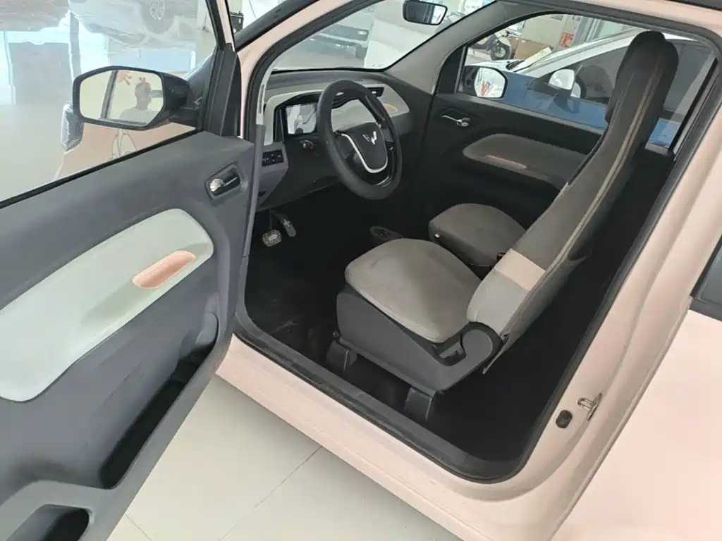 Wuling MINIEV — миниатюра 16