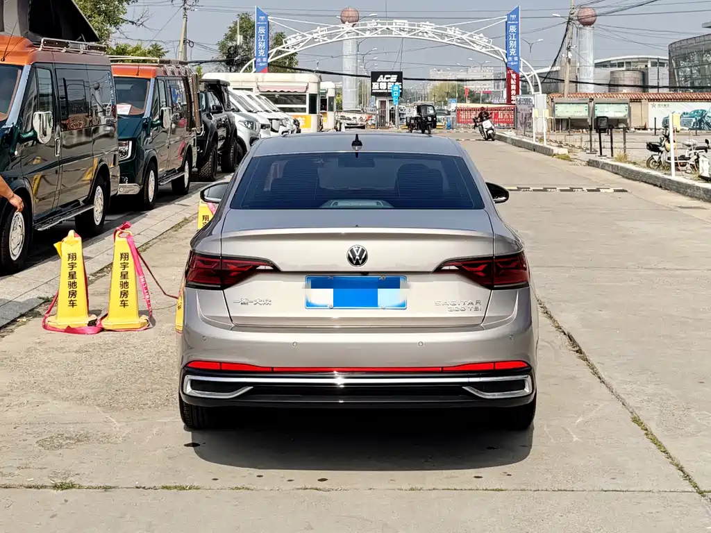 Volkswagen Sagitar — миниатюра 3
