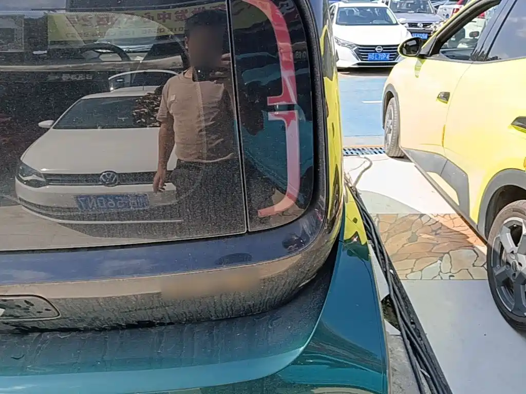 Baojun KiWi EV — миниатюра 8