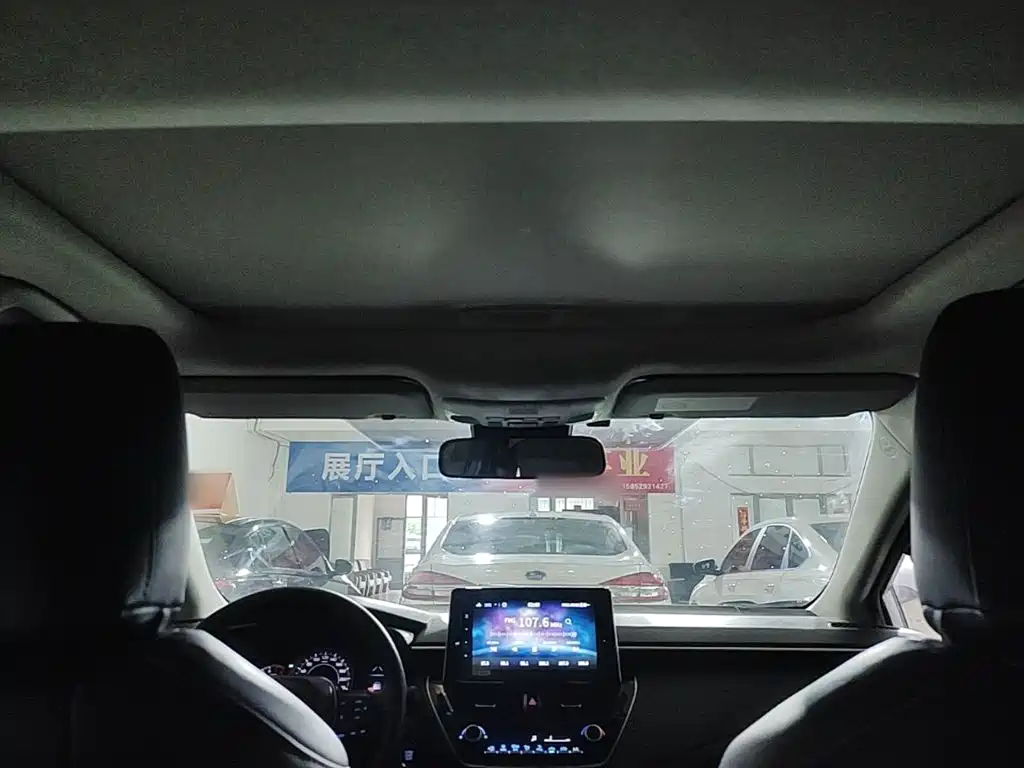 Toyota Corolla — миниатюра 18
