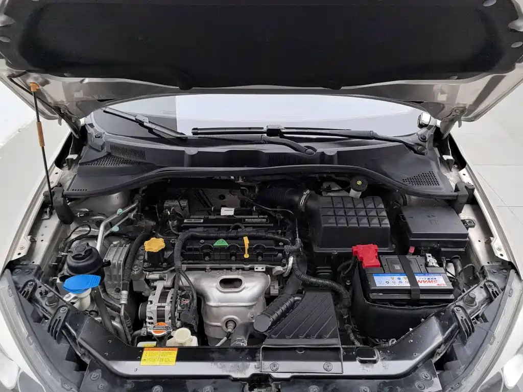 Roewe 350 — миниатюра 6