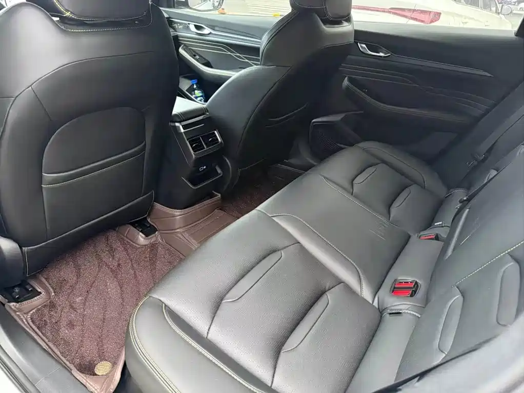 Geely Xingrui — миниатюра 11