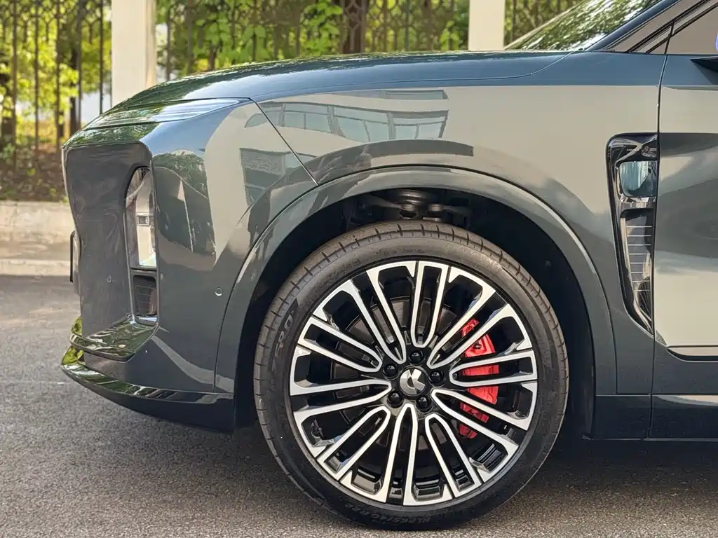 NIO ES8 2026 мест Executive