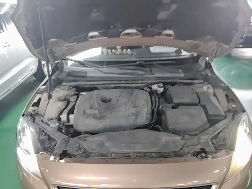 Volvo V40 — миниатюра 20