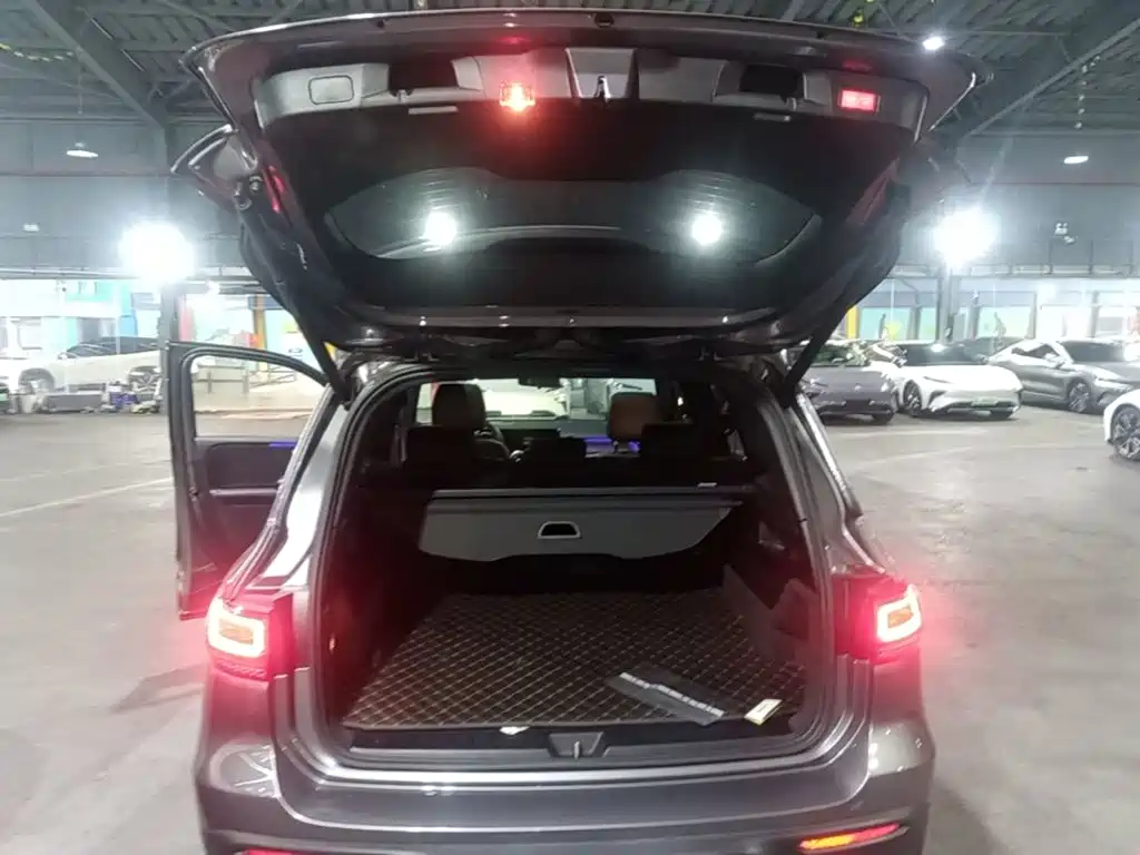 Mercedes-Benz EQB — миниатюра 19