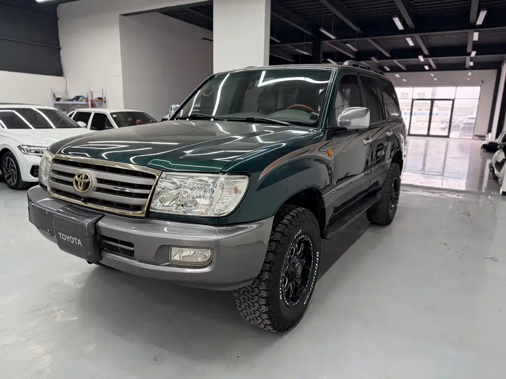 Toyota Land Cruiser 2004