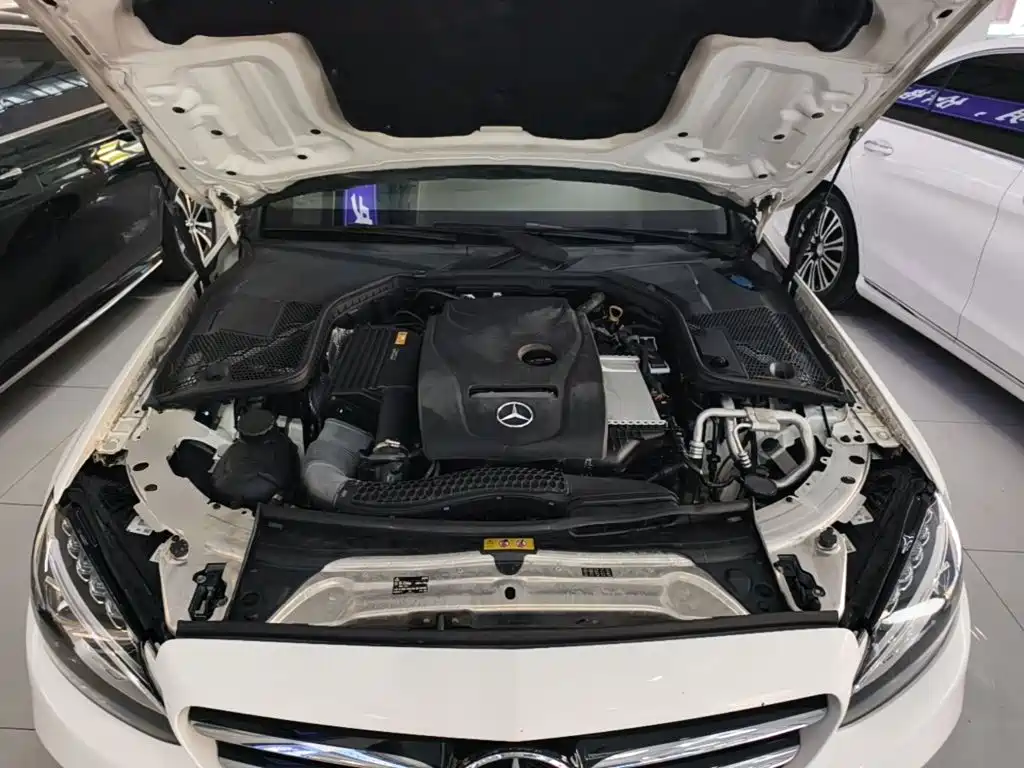 Mercedes-Benz C-Class — миниатюра 20