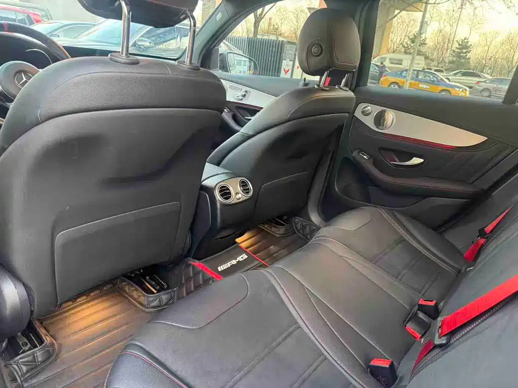 MERCEDES-BENZ GLC AMG