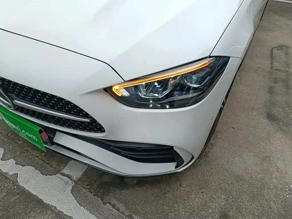 Mercedes-Benz C-Class — миниатюра 24