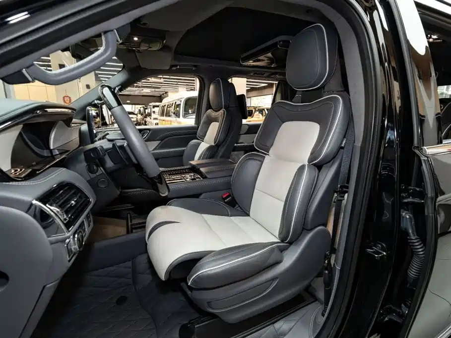 Lincoln Navigator 2018 3.5T V