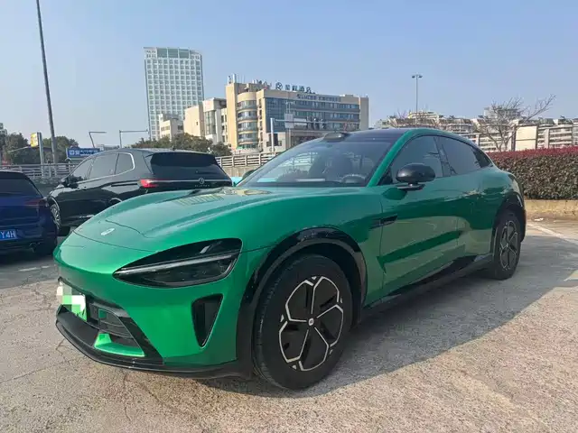 XIAOMI CAR XIAOMI YU7 2025