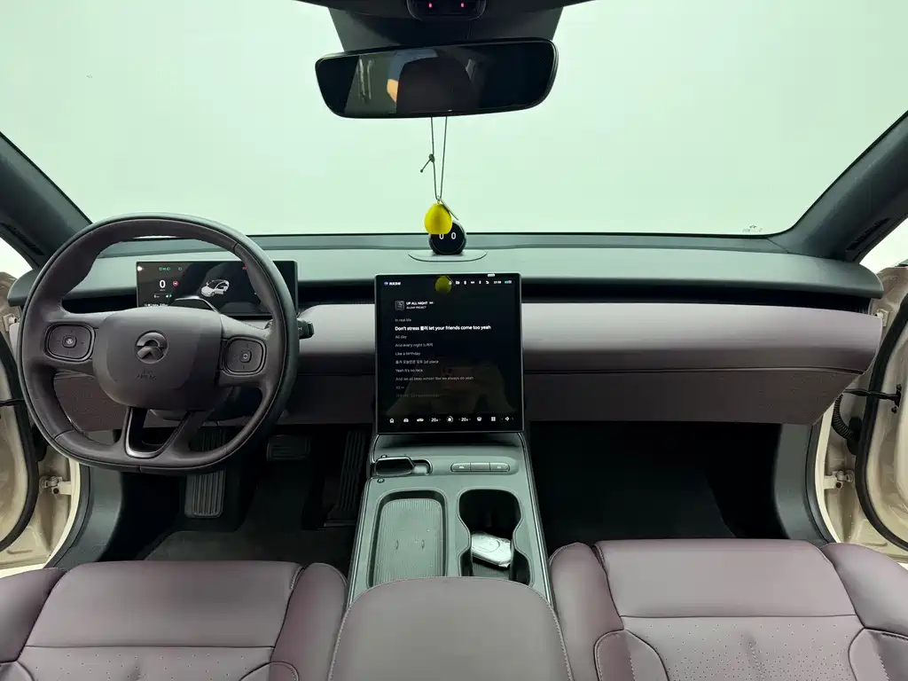 NIO ET5 — миниатюра 5