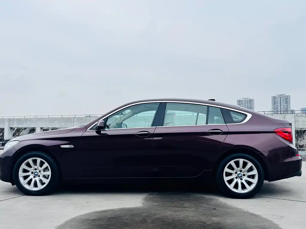 BMW 5 Series GT 5 GT 2010 535i Lead