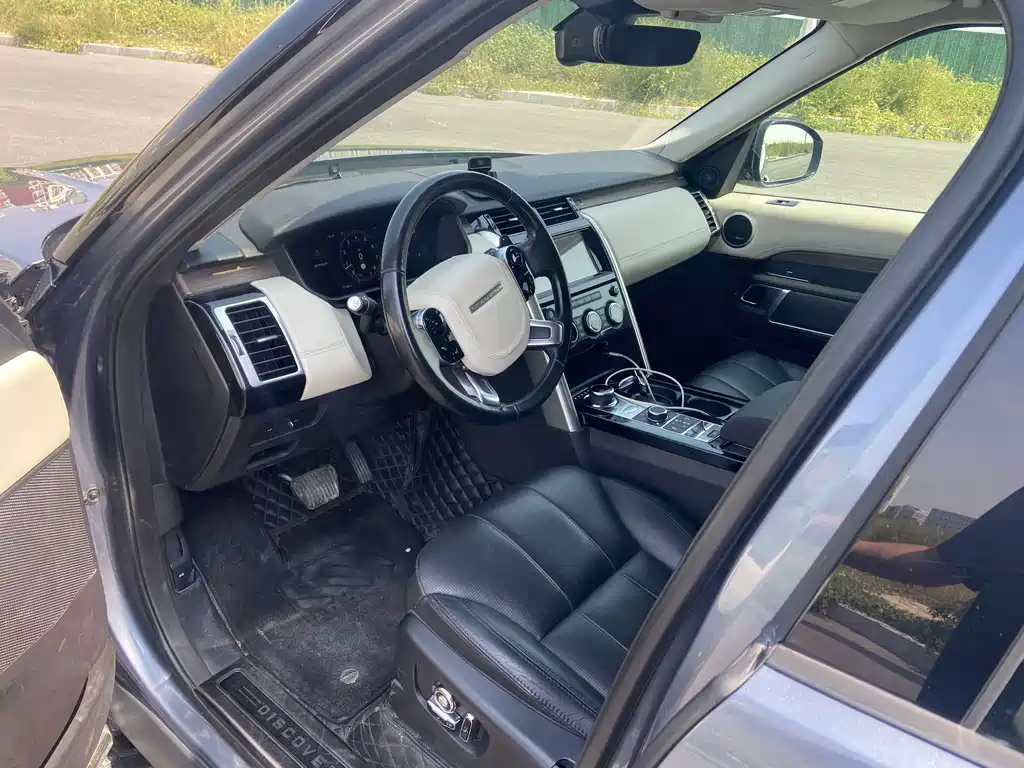 Land Rover Discovery — миниатюра 4