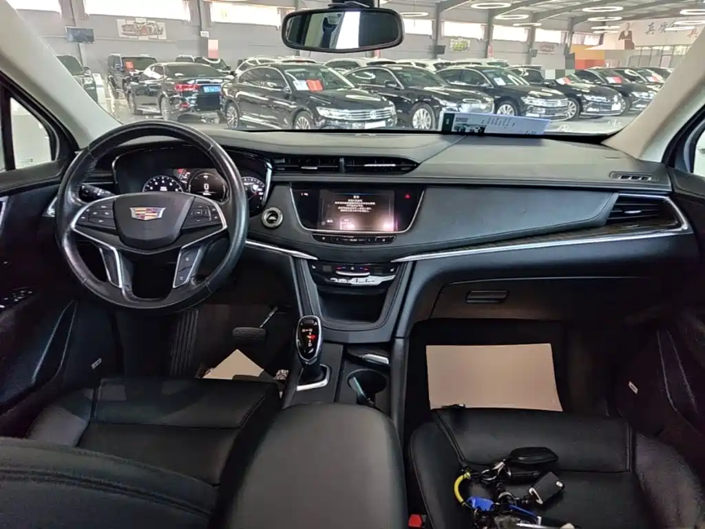 Cadillac XT5 — миниатюра 10