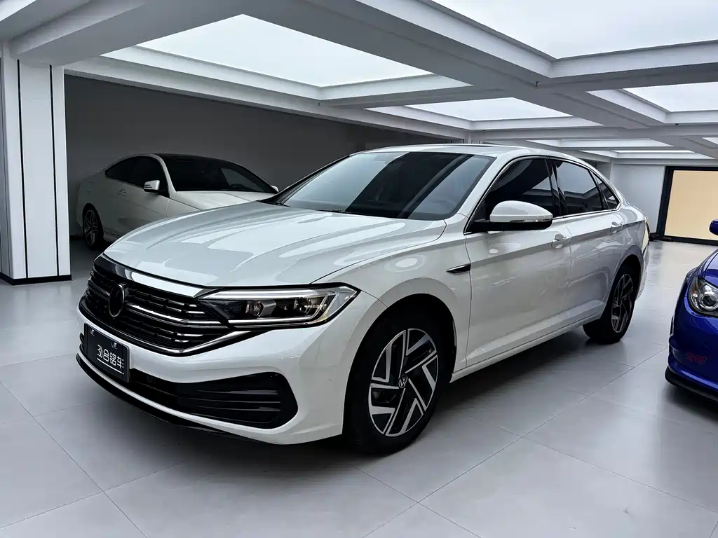 Volkswagen Sagitar 2023