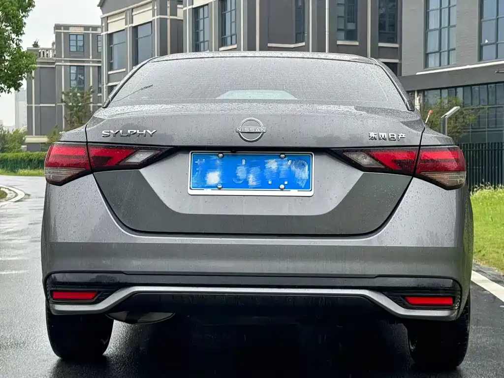 Nissan Sylphy — миниатюра 3