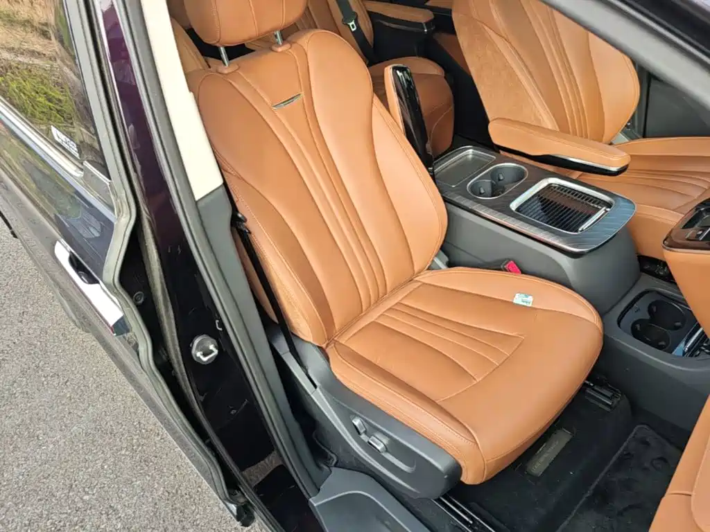 Hongqi Hongqi HQ9 PHEV — миниатюра 25