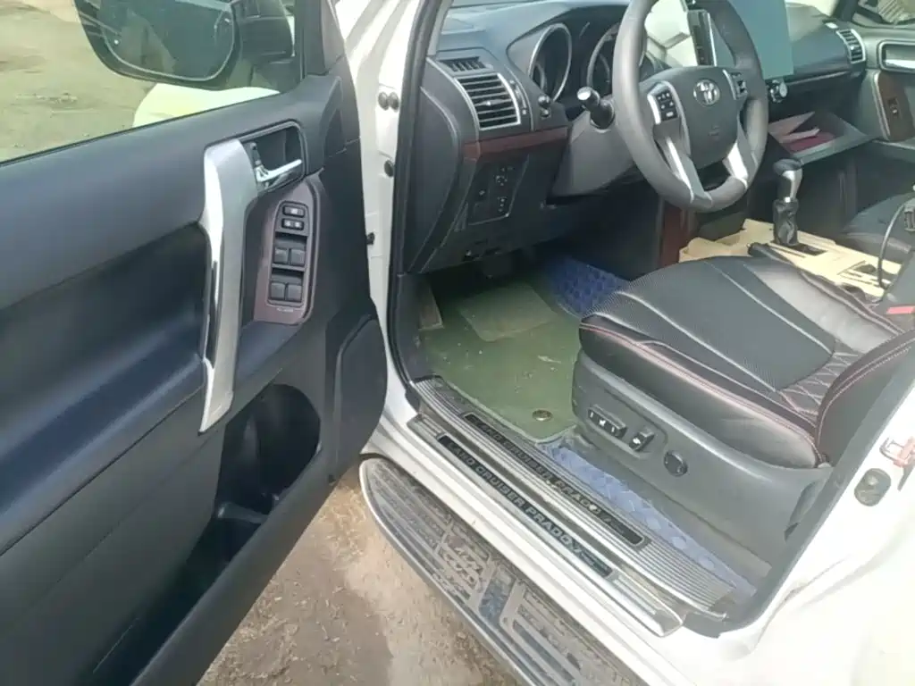 Toyota Prado — миниатюра 16