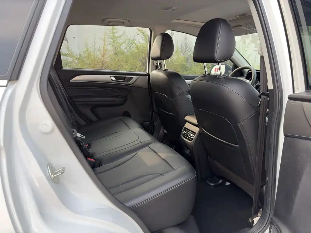 Haval M6 — миниатюра 11