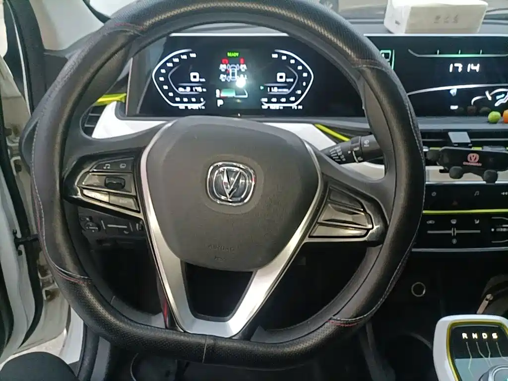 Changan Benben E-Star — миниатюра 11