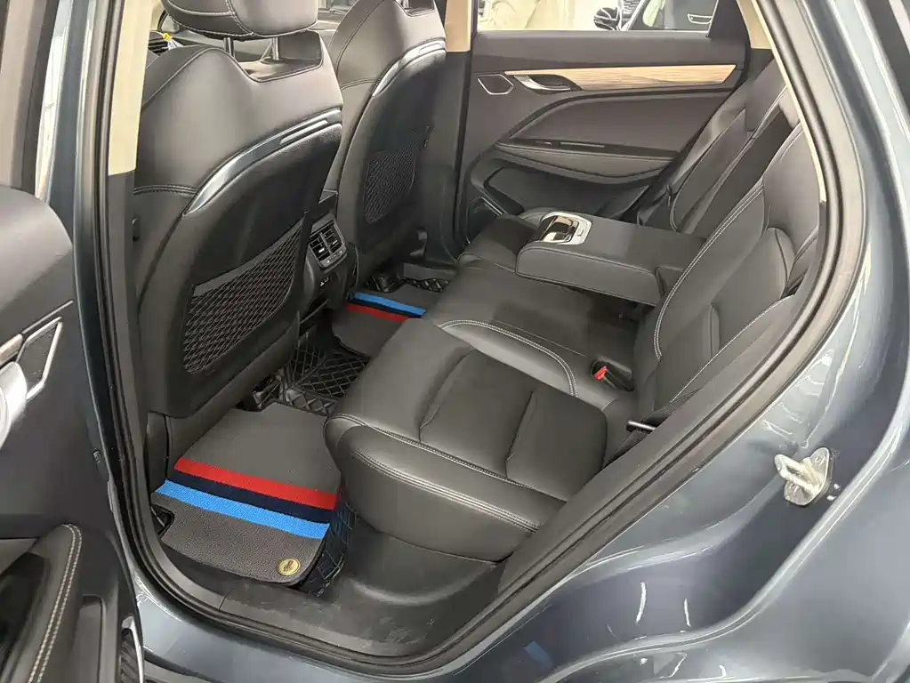 Geely Tugella 2019 350T