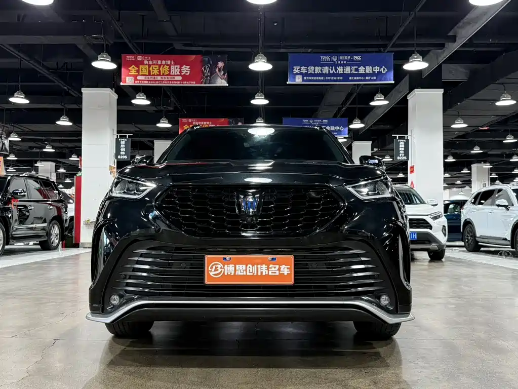 Toyota Crown Kluger — миниатюра 2