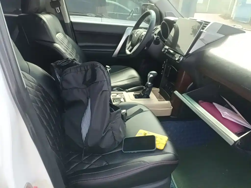 Toyota Prado — миниатюра 25