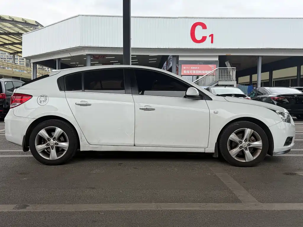 Chevrolet Cruze — миниатюра 4