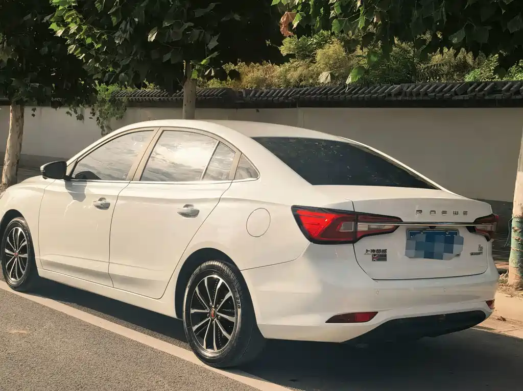 Roewe i5 — миниатюра 7