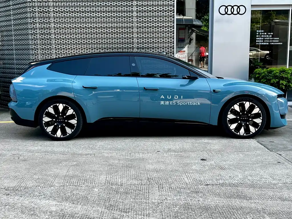 Audi E5 Sportback — миниатюра 5