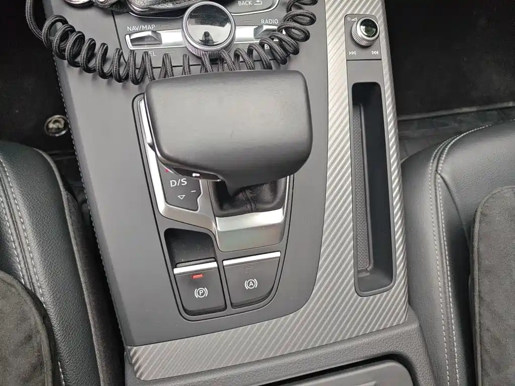 Audi Q5L 2020 45 TFSI Premium Fashion