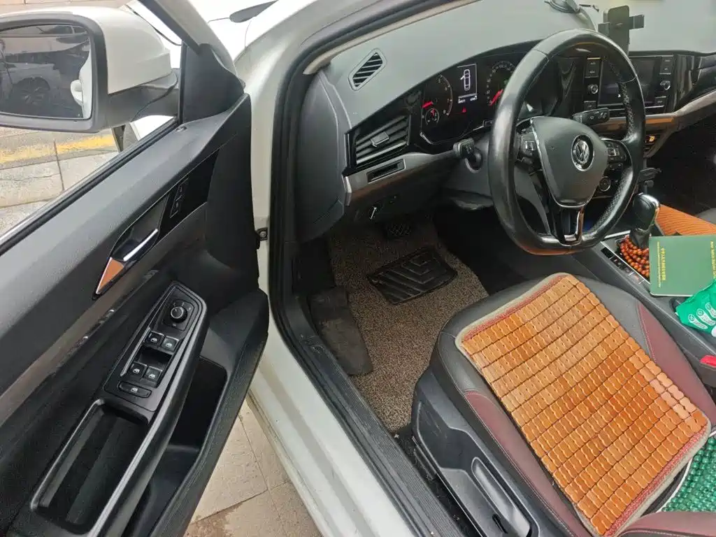 Volkswagen Bora — миниатюра 17
