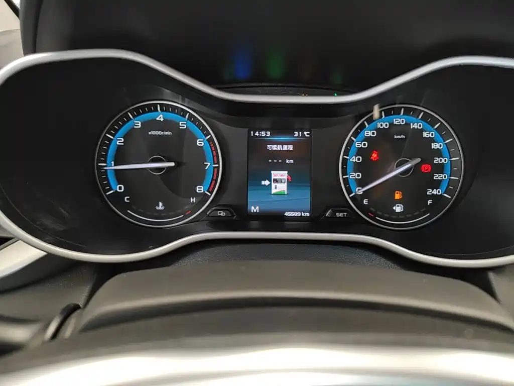 Geely Emgrand — миниатюра 12