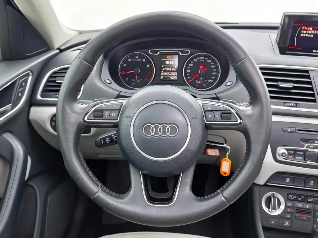 Audi Q3 — миниатюра 10