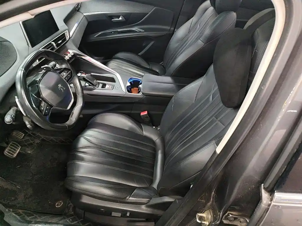 Peugeot 4008 — миниатюра 15