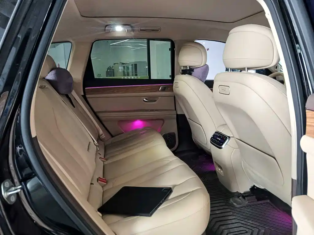 AITO AITO M7 — миниатюра 10