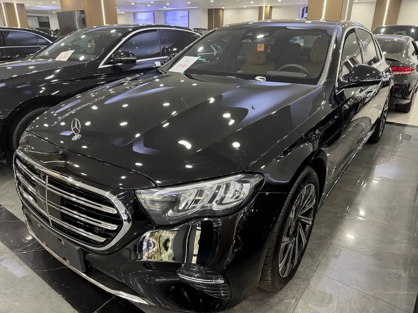 奔驰E级 2024款 E 300 L 豪华型 2025