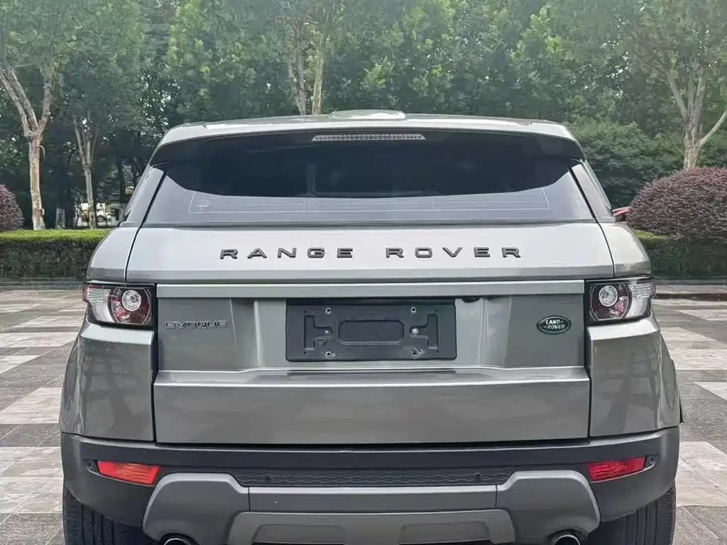 Land Rover Evoque — миниатюра 8