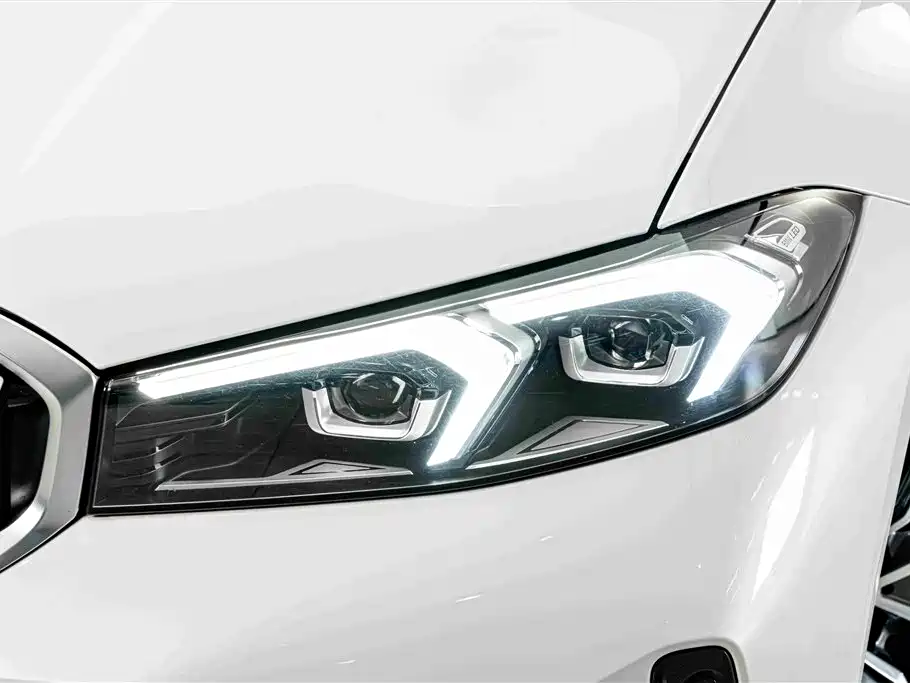 BMW 3 Series — миниатюра 4