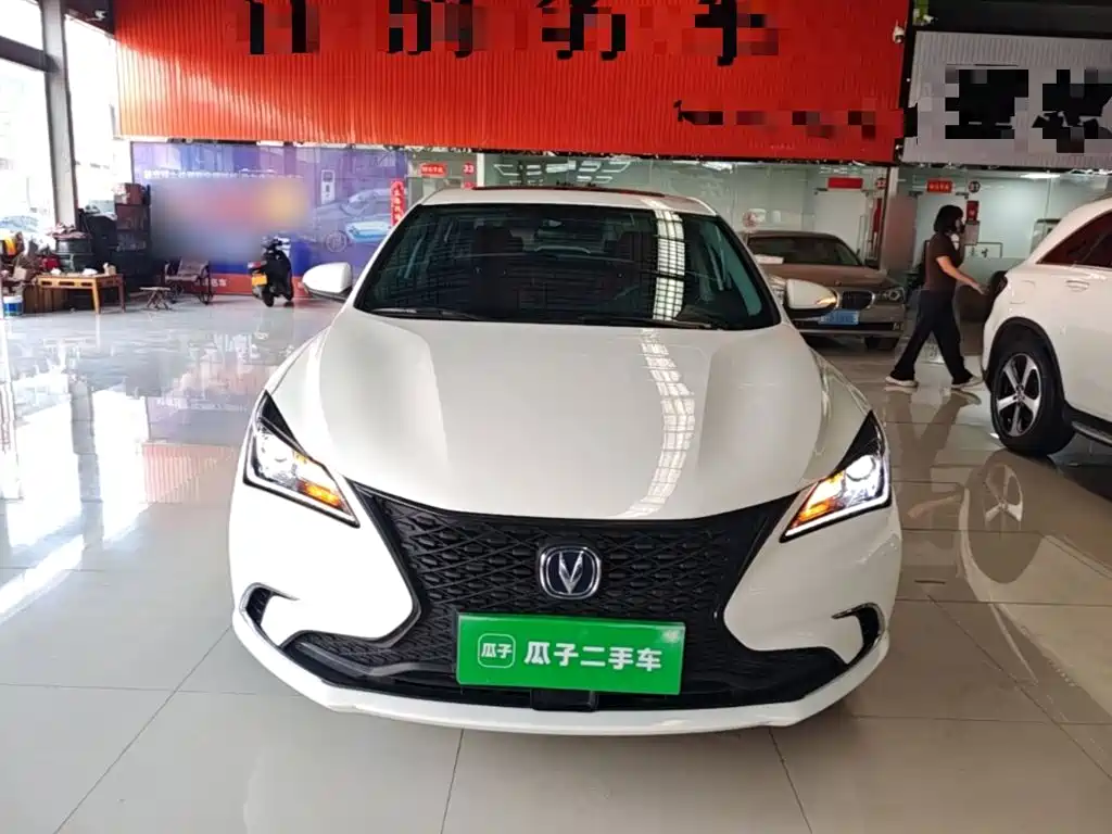 Changan Eado — миниатюра 3